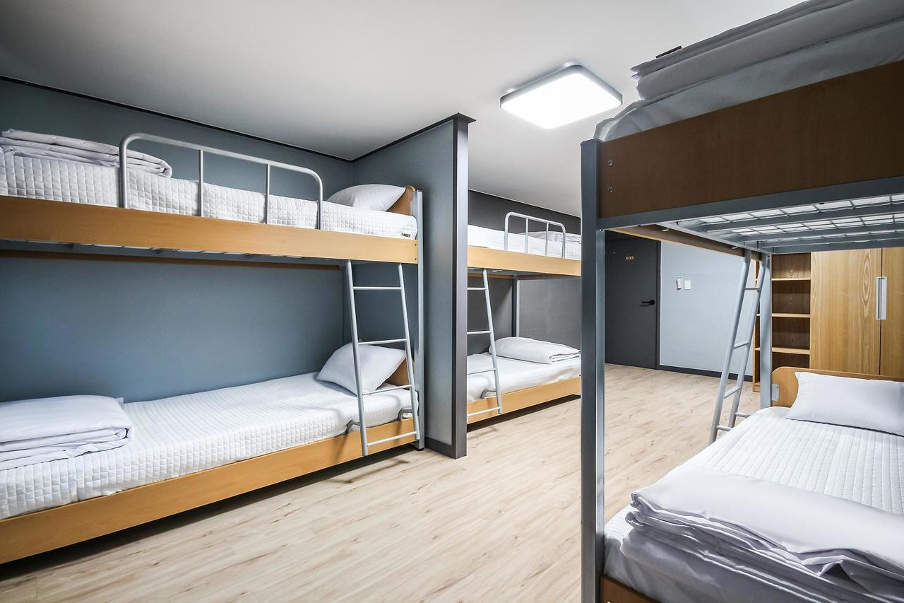 Deluxe Motel Кодже Экстерьер фото